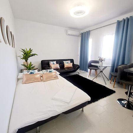 Precioso Apartamento Con Piscinas Y Vistas Al Mar. Benalmádena Esterno foto