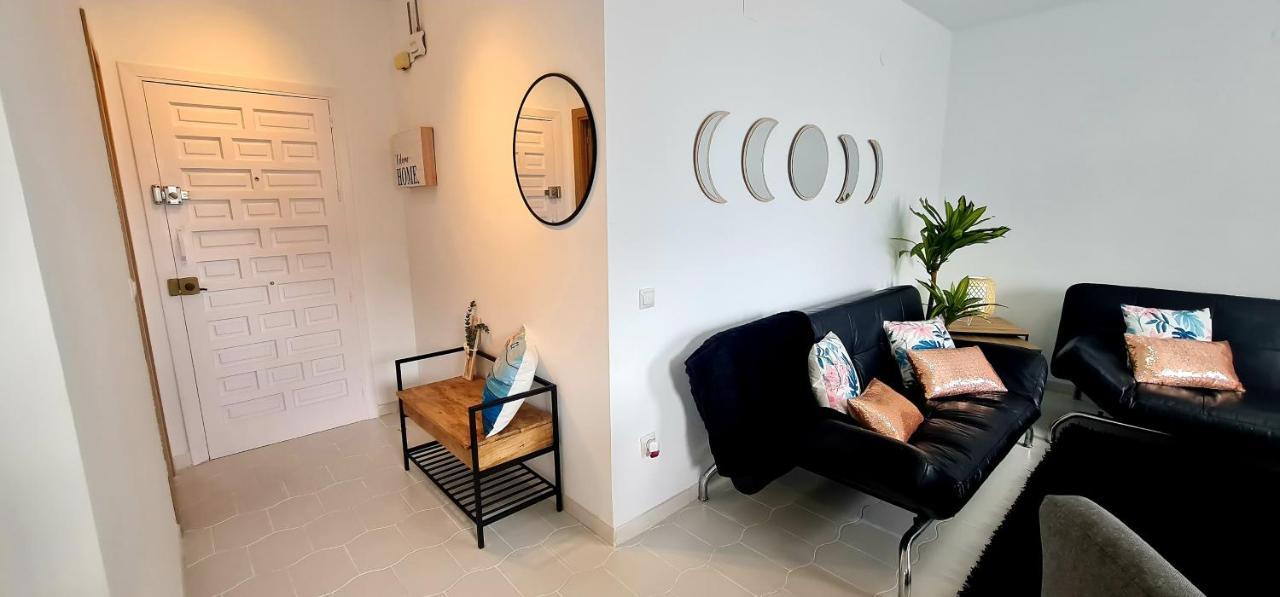 Precioso Apartamento Con Piscinas Y Vistas Al Mar. Benalmádena Esterno foto