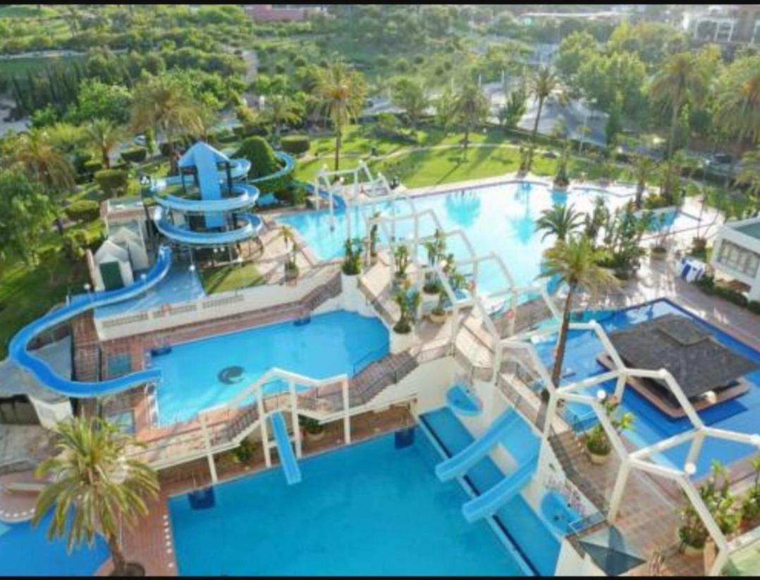 Precioso Apartamento Con Piscinas Y Vistas Al Mar. Benalmádena Esterno foto