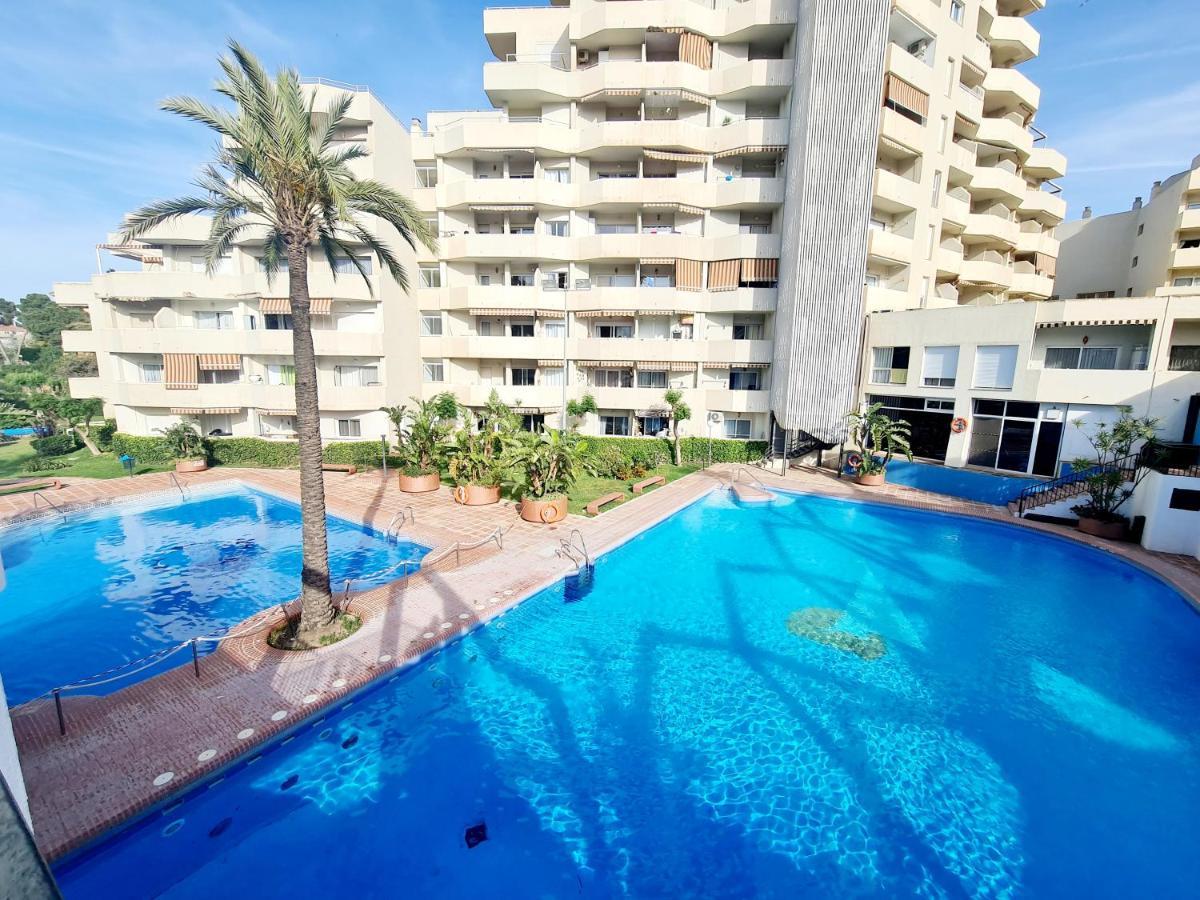 Precioso Apartamento Con Piscinas Y Vistas Al Mar. Benalmádena Esterno foto